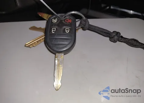 2011 Ford F-250 Lariat z USA, uszkodzony, nr VIN 1FT7W2BT5BEB74782